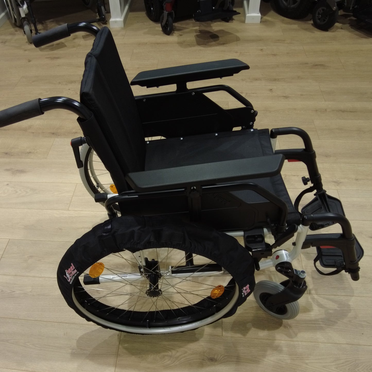 Wheel Wellies, Wheelchair wheel covers