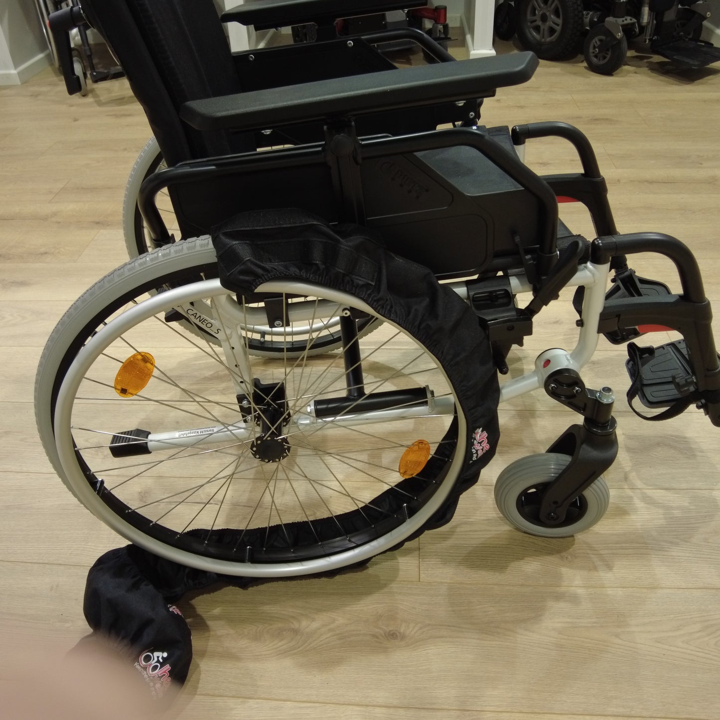 Wheel Wellies, Wheelchair wheel covers